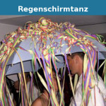 Regenschirmtanz